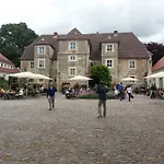 アパート Bei Familie Habben Mit Pkw Stellplatz ユッケリッツ