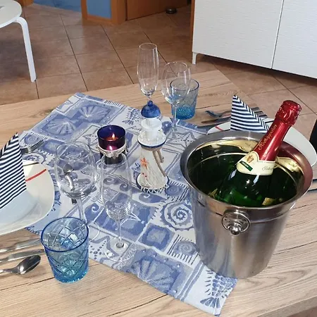 Mit Pkw Stellplatz Bei Familie Habben-hollander Apartment