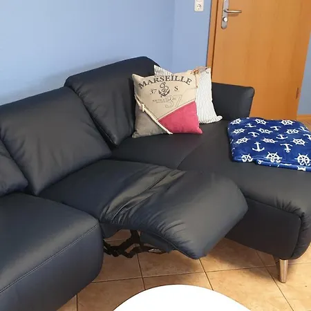 Mit Pkw Stellplatz Bei Familie Habben-hollander Apartment Uckeritz