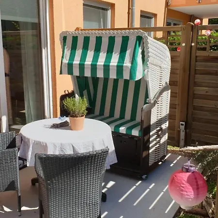 Mit Pkw Stellplatz Bei Familie Habben-hollander * Uckeritz