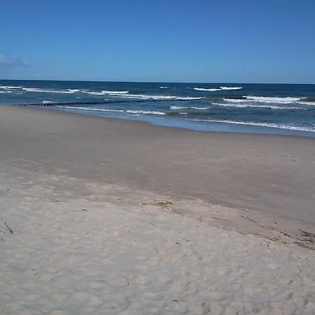 Bei Familie Habben Mit Pkw Stellplatz Appartamento