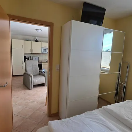 Appartamento Bei Familie Habben Mit Pkw Stellplatz *