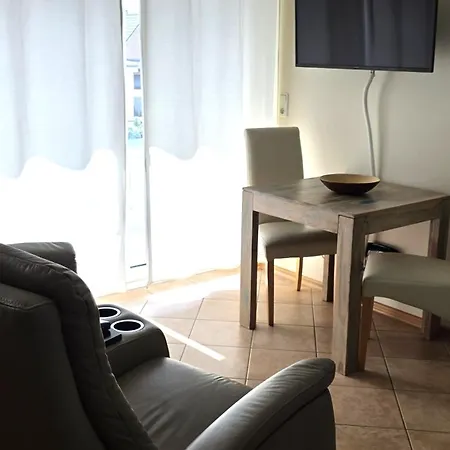 Strandburg, Smarte Penthouse In Mit Pkw Stellplatz! *