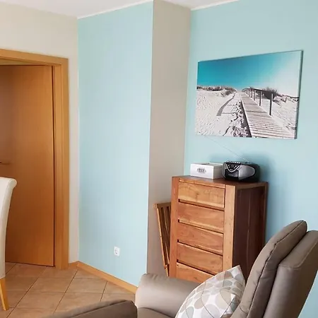 Bei Familie Habben Mit Pkw Stellplatz Uckeritz