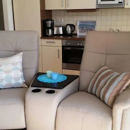 Bei Familie Habben Mit Pkw Stellplatz Uckeritz