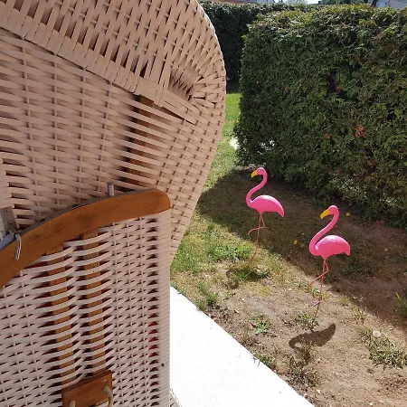 Apartment Mit Pkw Stellplatz Bei Familie Habben-hollander Uckeritz