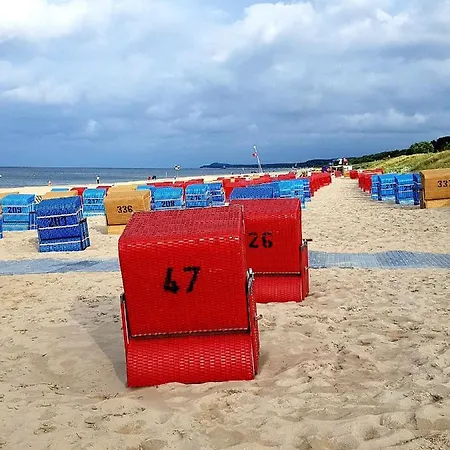 Bei Familie Habben Mit Pkw Stellplatz Appartamento *