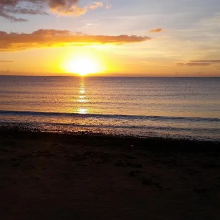 Bei Familie Habben Mit Pkw Stellplatz Appartamento